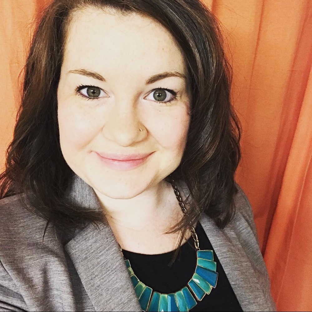 Meet your Posher, Eelizabeth